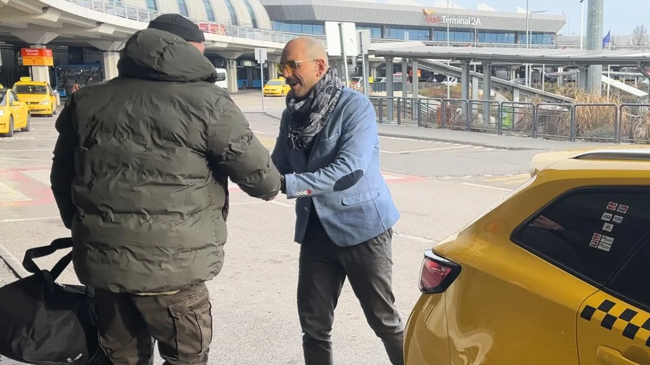 Ankomst Budapest – Mikkel blir hentet på flyplassen